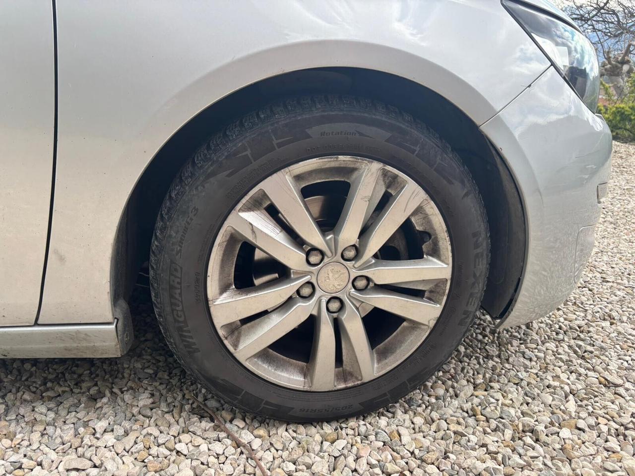 Peugeot 308 1.6 e-HDi 115 CV Stop&Start Business 2015..