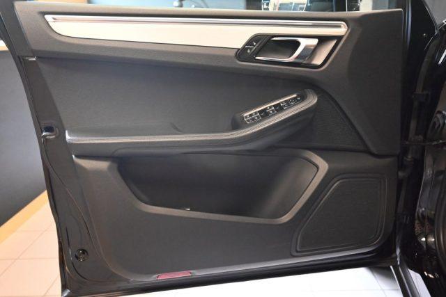 PORSCHE Macan 2.0 PDK BLACKLINE20"SCARICHI NAVI CAM CRUISE NUOVA