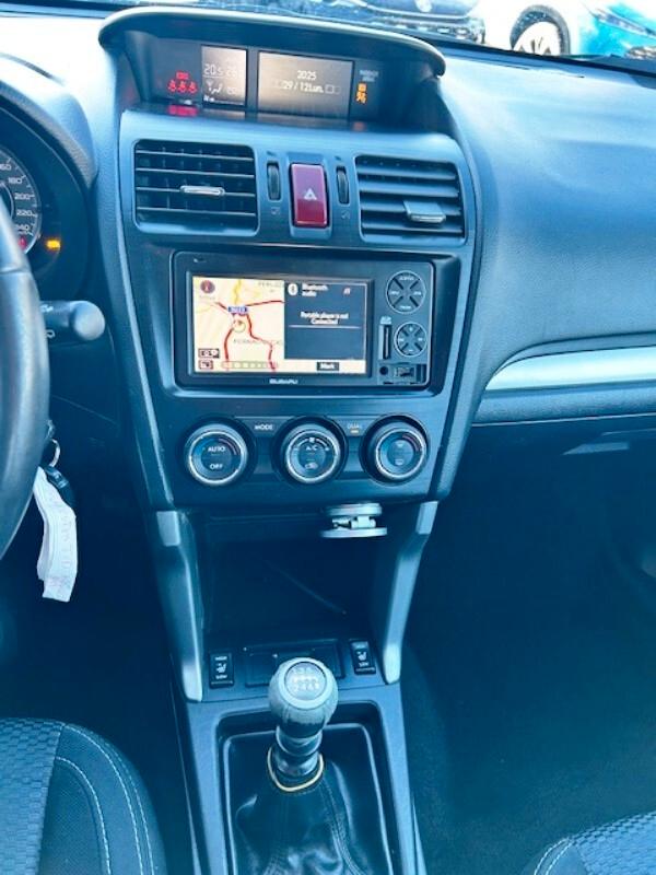 Subaru Forester 2.0D Trend + Gancio Traino