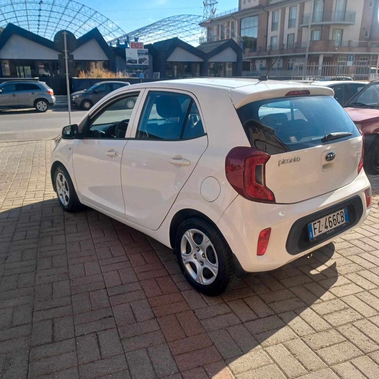 58.968KM COME NUOVA PICANTO 1.0 PER NEOPATENTATI