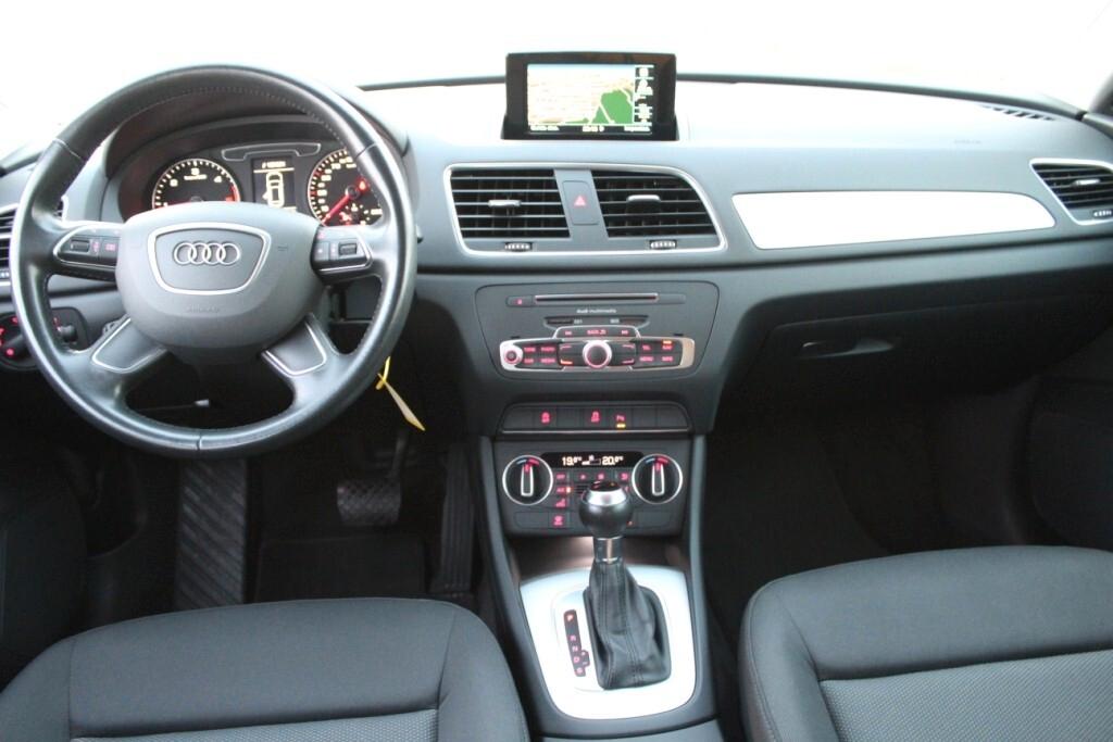 AUDI Q3 2.0 TDI 150 CV s-tronic *LED