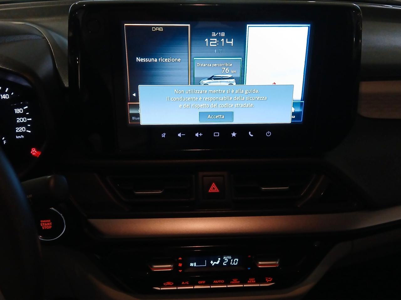 Suzuki Swift 1.2 Hybrid Top bicolor