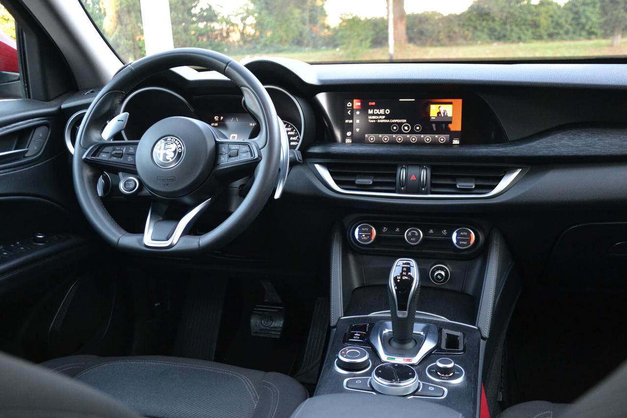 Alfa Romeo Stelvio 2.2 160CV AT8 SUPER F1+FULL LED+NAV+RCAM+PRIVACY
