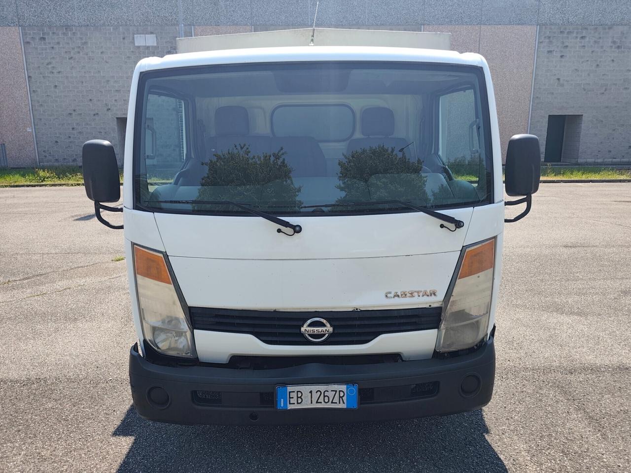 Nissan cabstar 35.13 NT400 2.5 TDI 1° proprietario