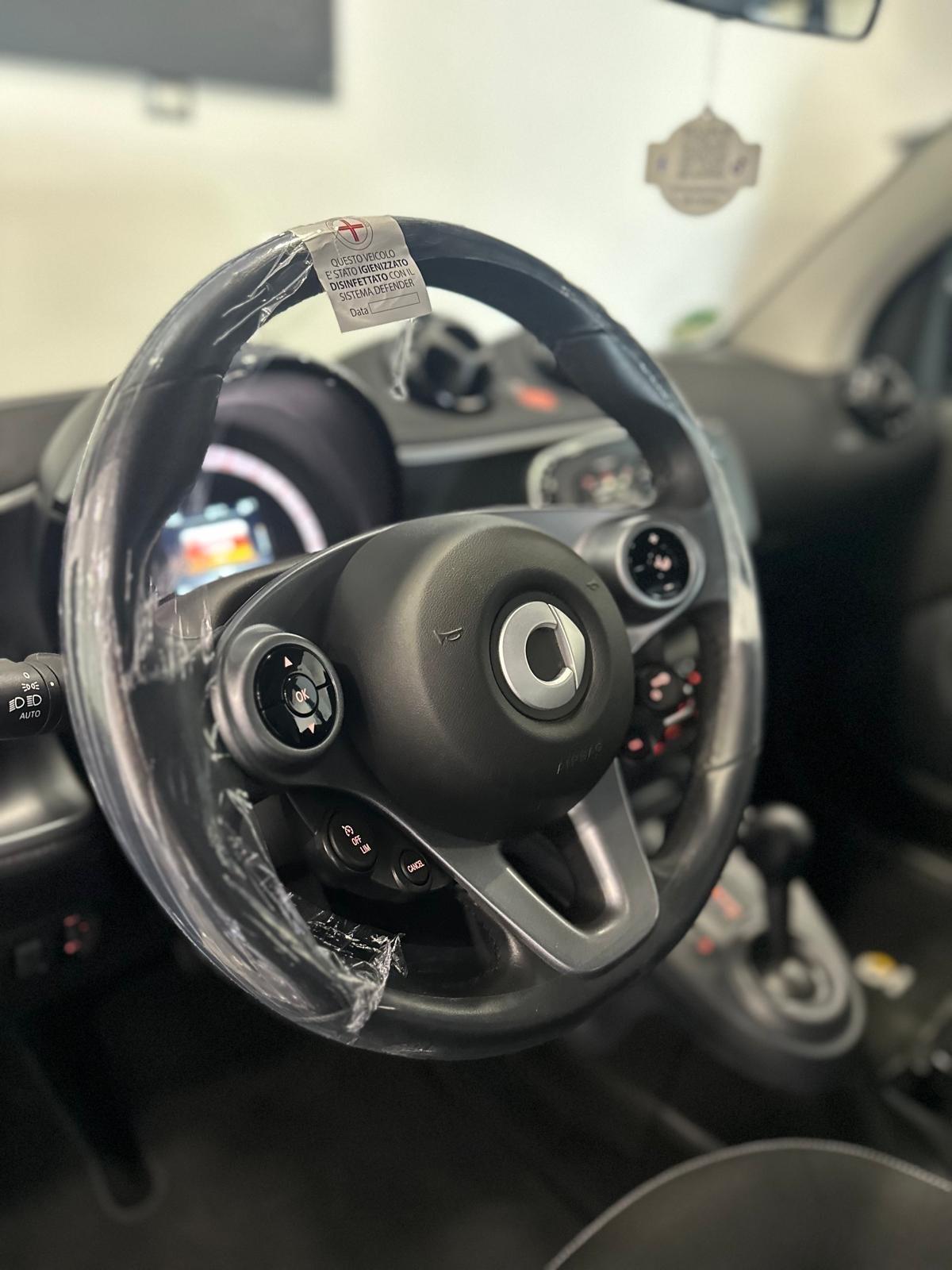 Smart ForTwo TWINAMIC 15.000km