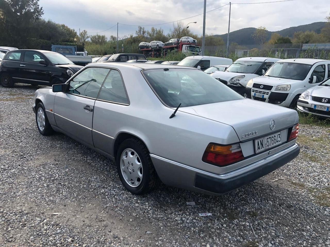 Mercedes-benz 200 CE 2.0