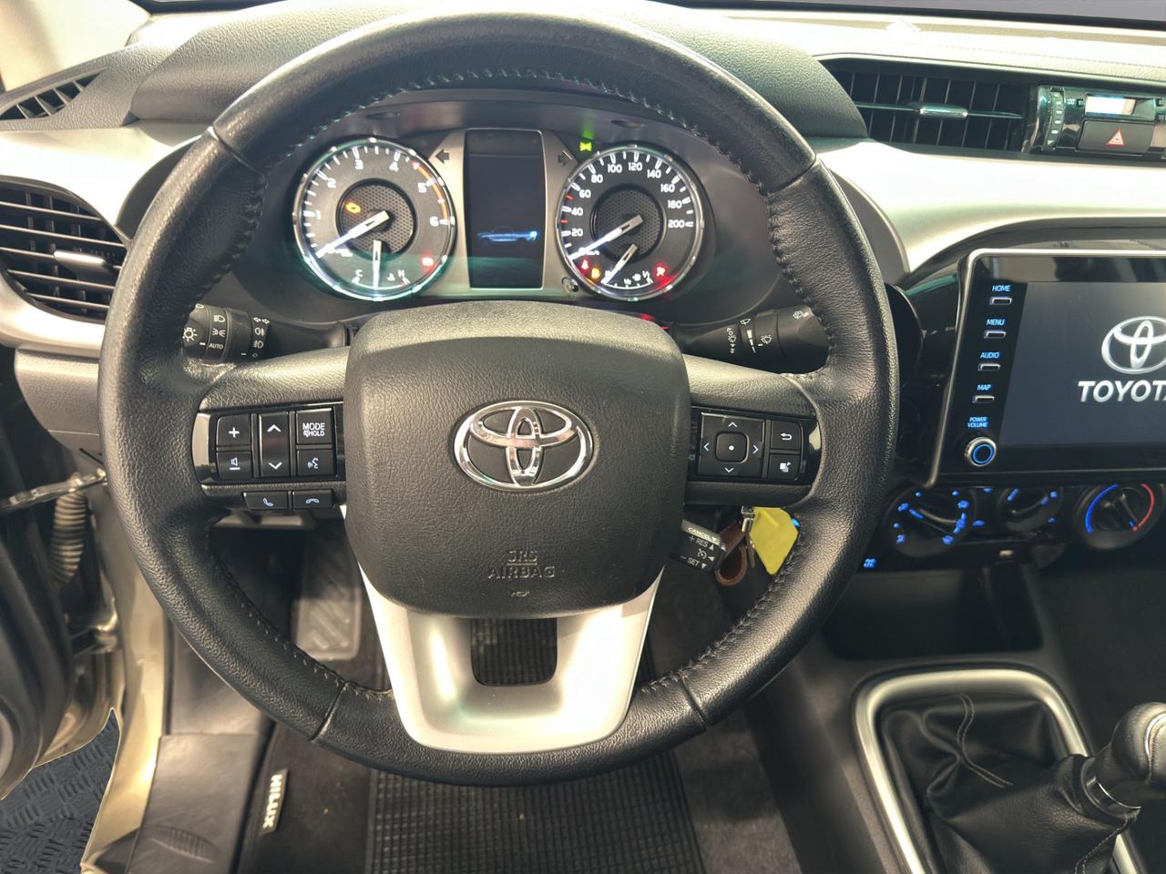 Toyota Hilux 2.4 d-4d extra cab Lounge 4wd