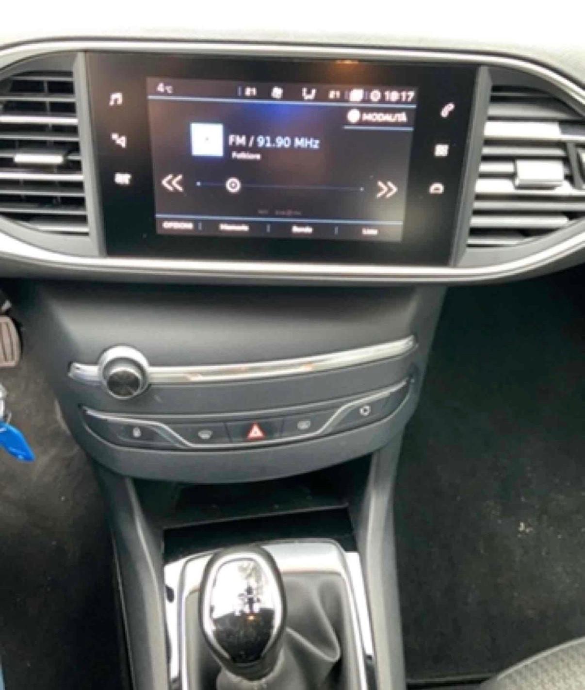 Peugeot 308 BlueHDi 130 S&S SW Business