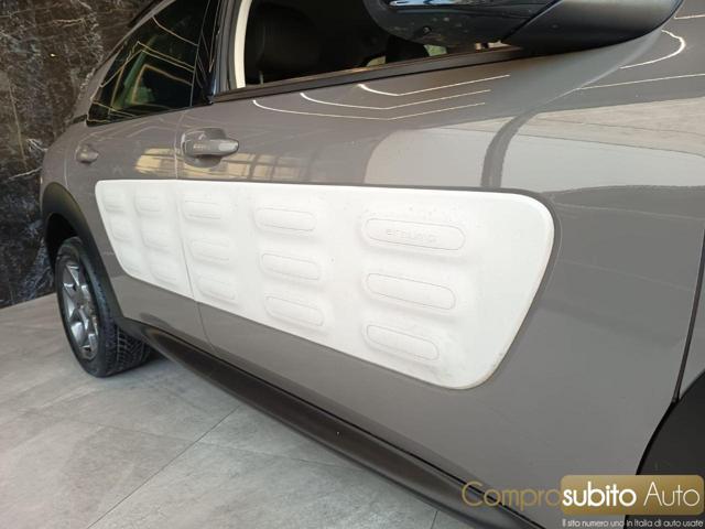 CITROEN C4 Cactus PureTech 82 Shine