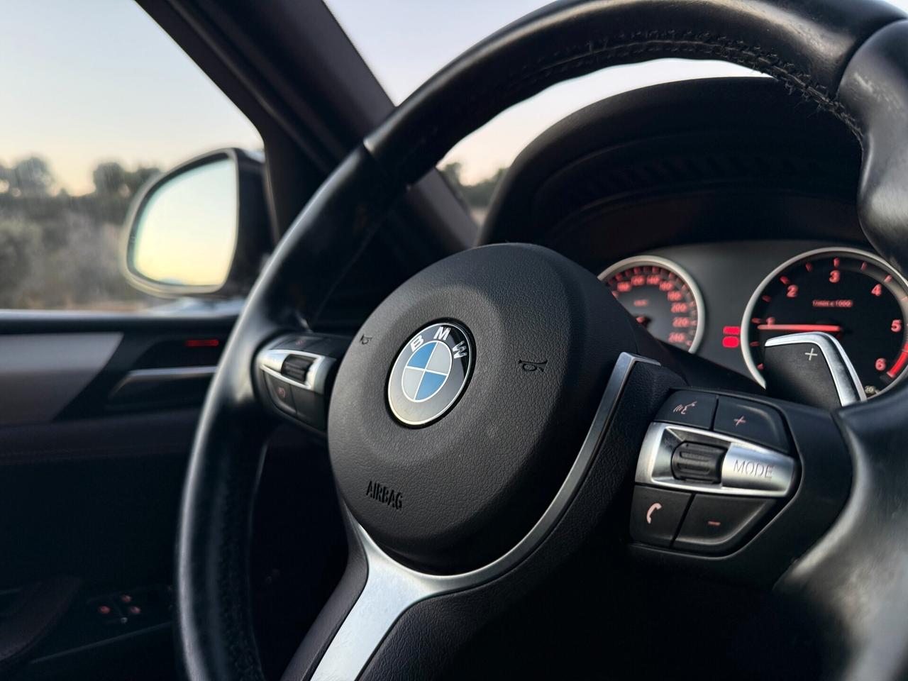 BMW X4 M-SPORT/2.0 X-Drive 190CV/CERCHI 20"/PELLE/LED