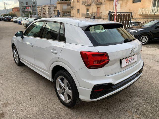 AUDI Q2 30 TDI S line