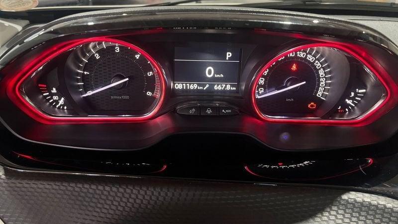 Peugeot 2008 1.5 BlueHDi 120cv Black Matt EAT6 S&S