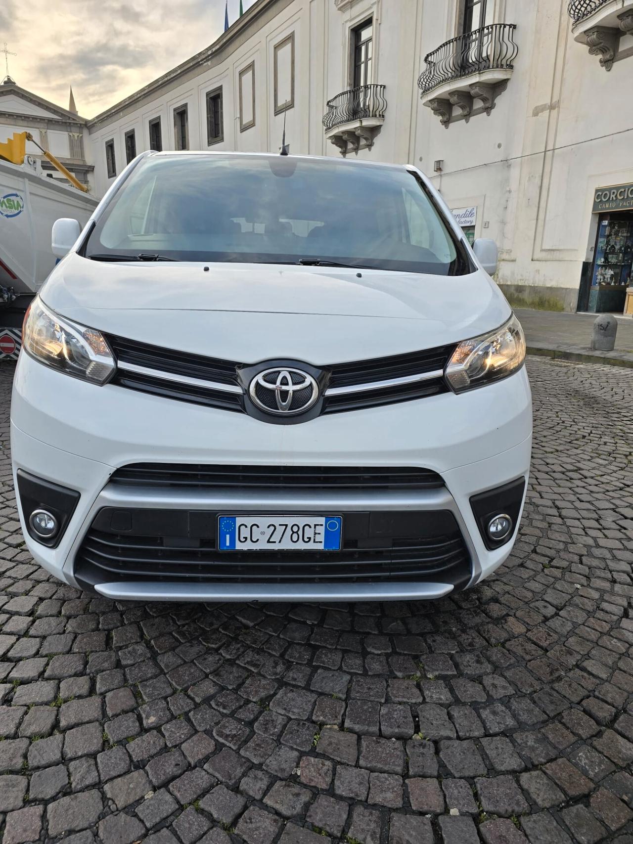 Toyota Proace Proace Verso 2.0D 150 CV L 2 PASSO LUNGO