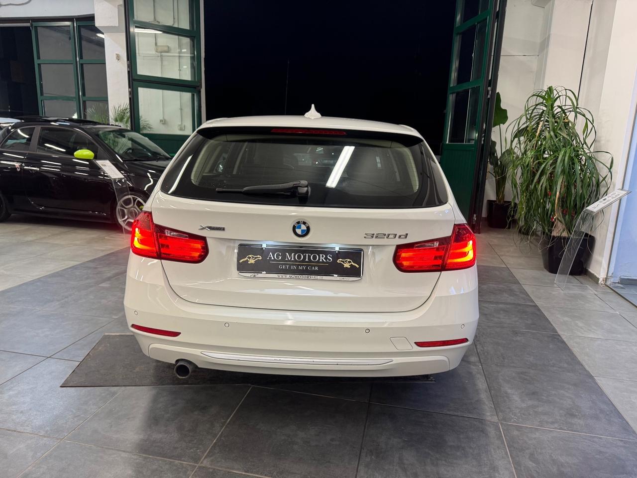 Bmw 320 320d xDrive Touring Modern