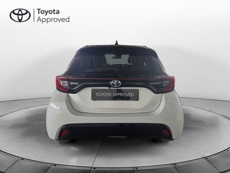 Toyota Yaris 4ª serie 1.5 Hybrid 5 porte Style
