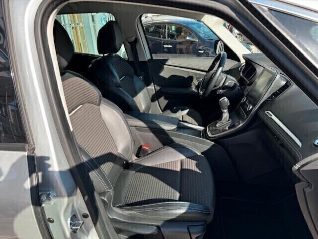 Renault Grand Scenic dCi 8V 110 CV EDC Energy Sport Edition2