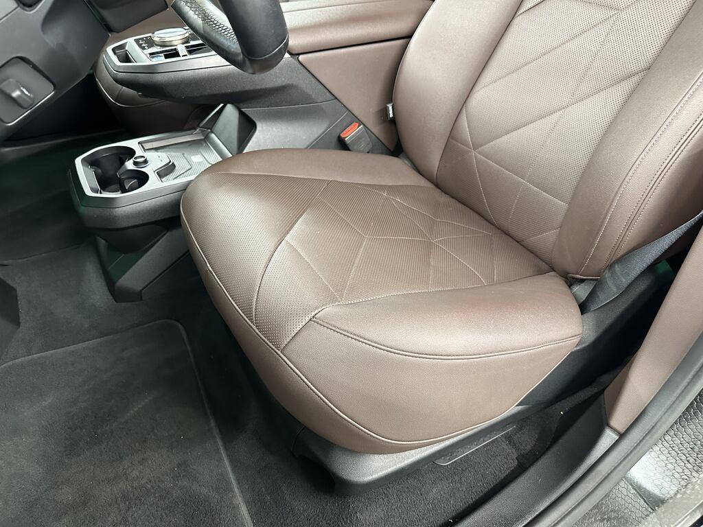 BMW iX 40 pacchetto sportivo xDrive