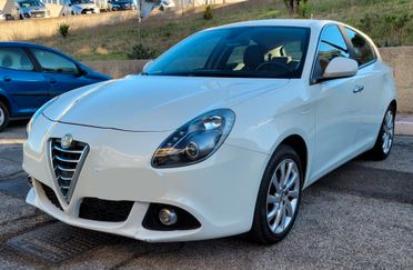 Alfa Romeo Giulietta 1.6 JTDm-2 105 CV Distinctive