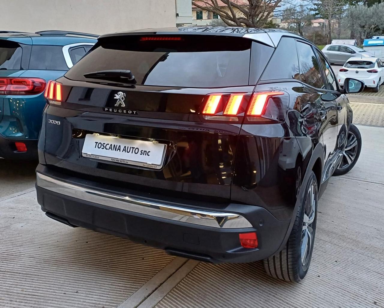 Peugeot 3008 BlueHDi 130 allure pack Telecamere 360°