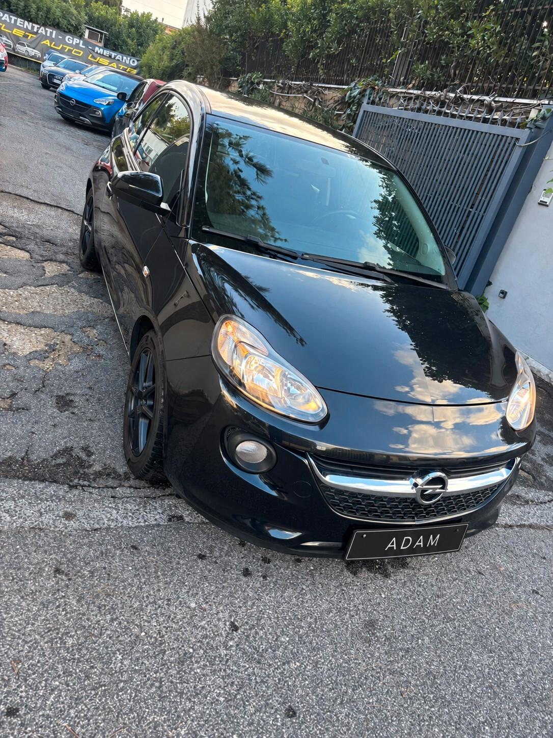 Opel Adam 1.2 70 CV