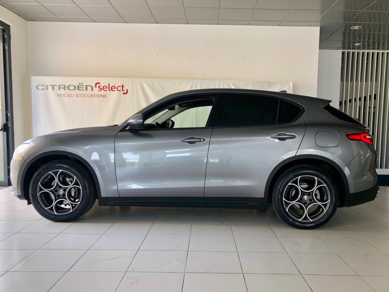 Alfa Romeo Stelvio 2.2 Turbodiesel 160 CV AT8 RWD Sport-Tech