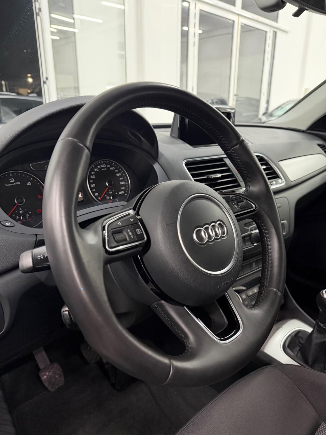 Audi Q3 2.0 TDI 150 CV Sport finanziabile