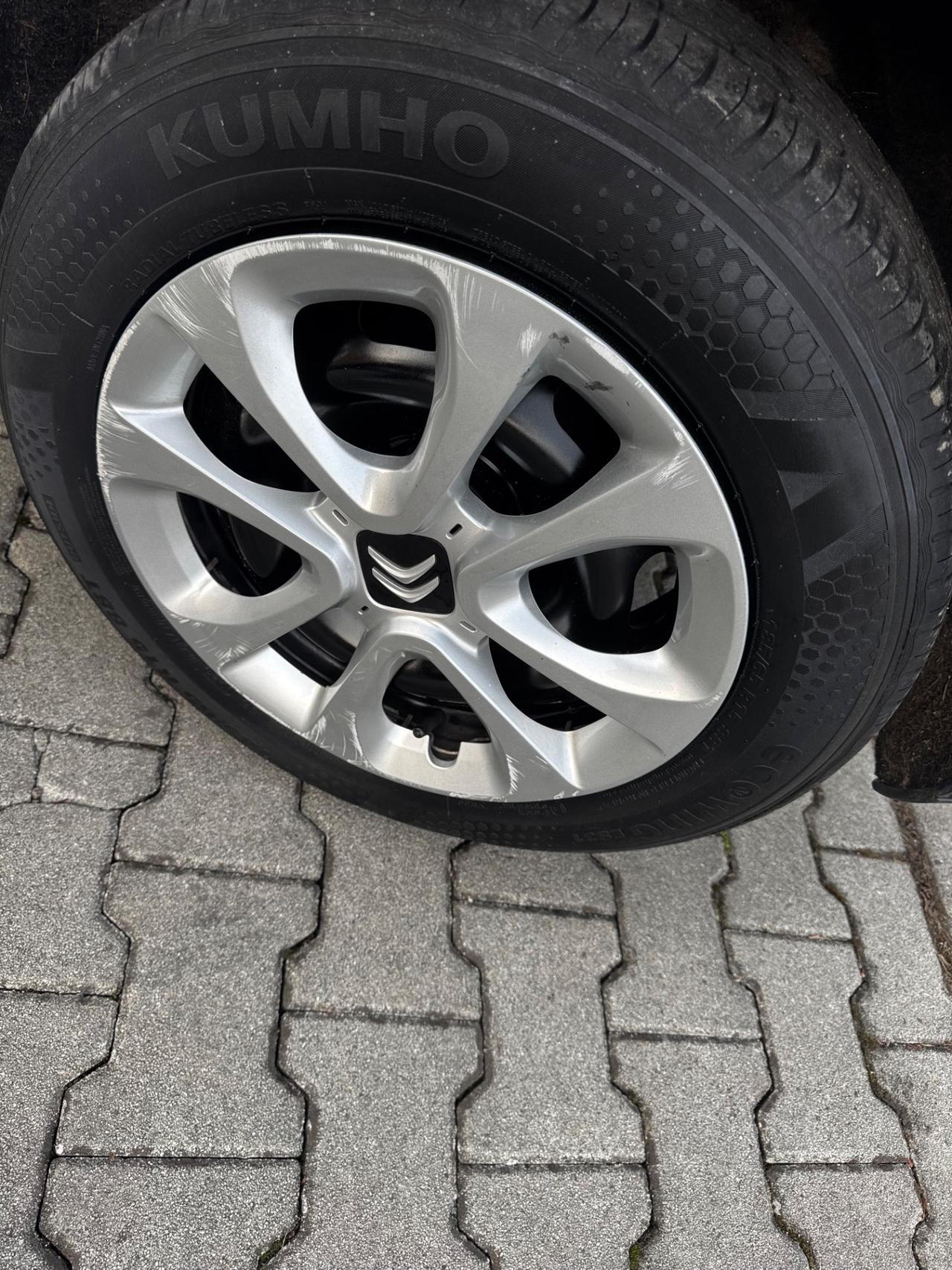 Citroen C3 PureTech 82 neopatentati