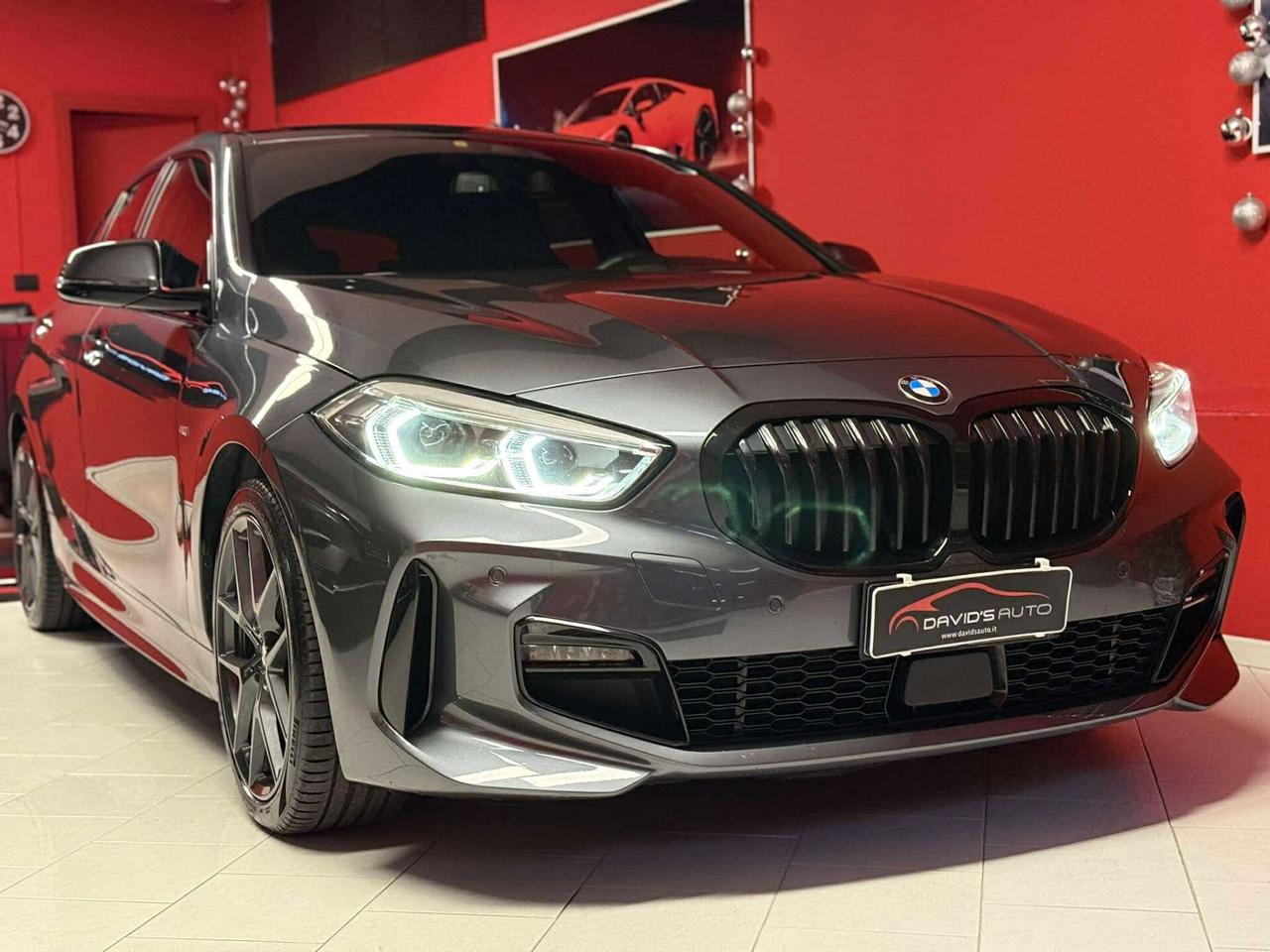 Bmw 118 118d 5p. Msport