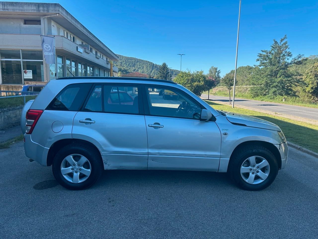 Suzuki Grand Vitara 1.9 DDiS 5 porte