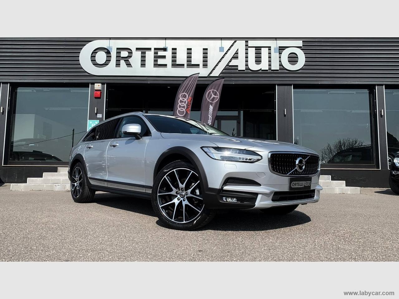 VOLVO V90 Cross Country D4 AWD Geartronic Pro GANCIO TRAINO I.V.A.