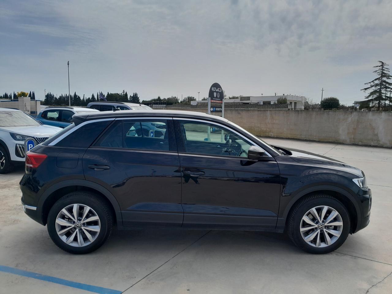 VOLKSWAGEN T-ROC ADVANCED 2.0 150CV AUTOMATICO