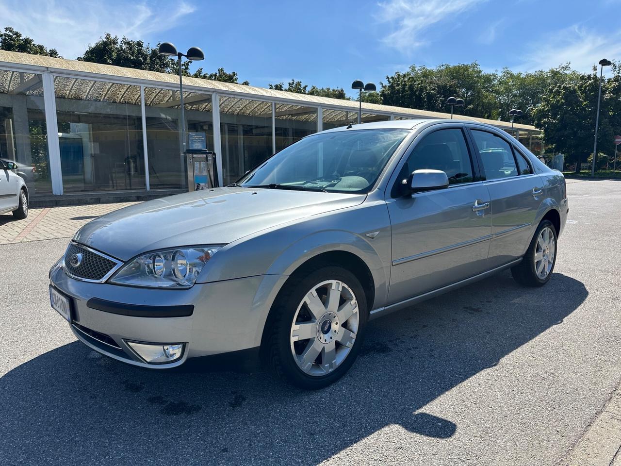Ford Mondeo 2.0 16V TDCi LEGGI BENE