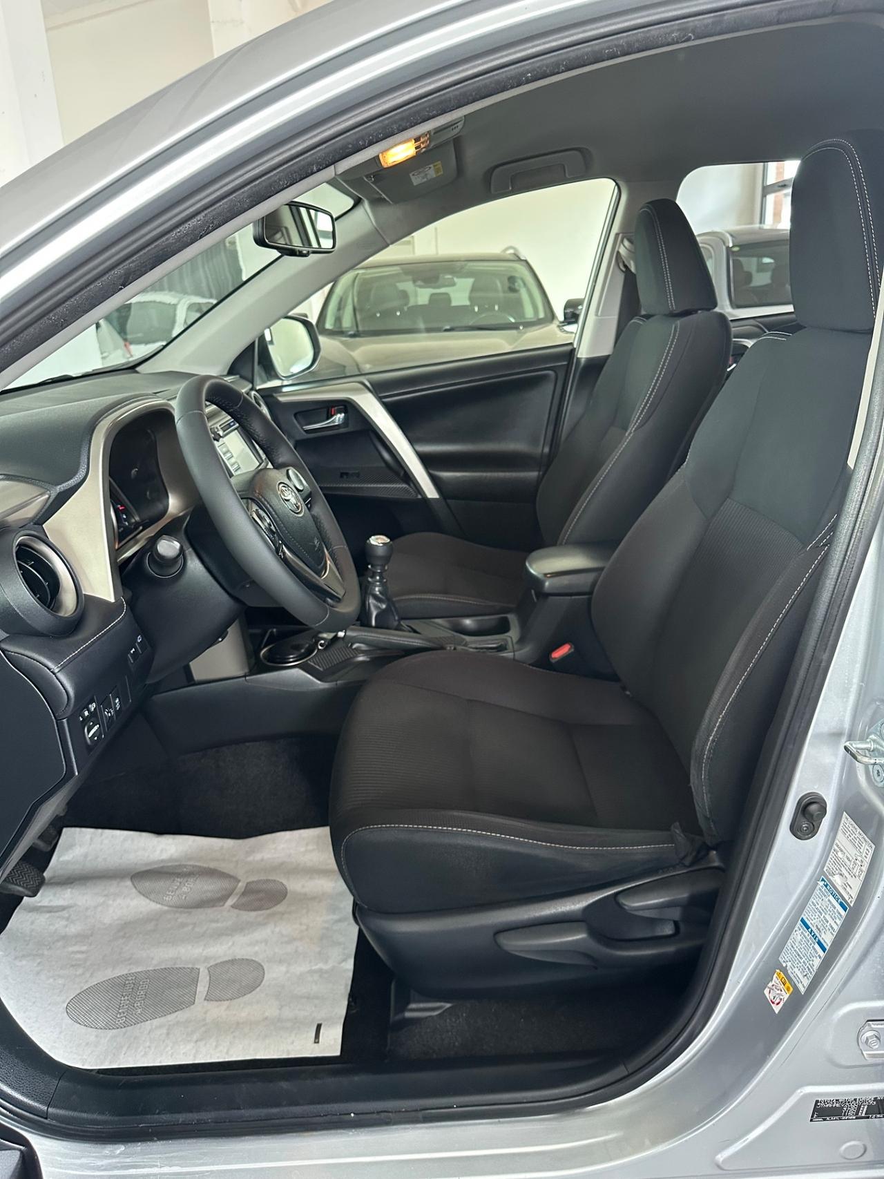 Toyota RAV 4 RAV4 2.0 D-4D 4WD Lounge