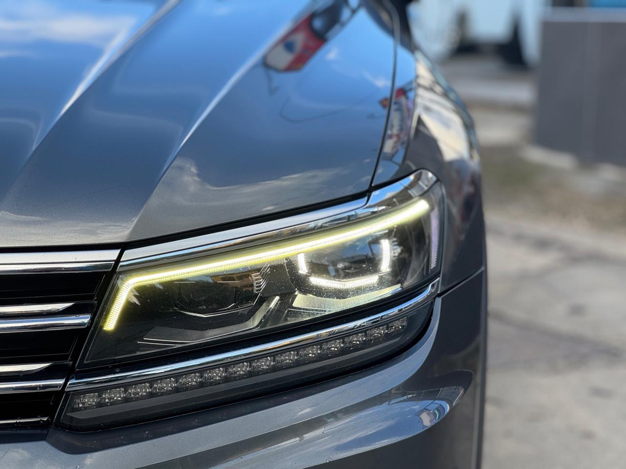 VOLKSWAGEN TIGUAN 2.0 BI-TDI 240 CV R-LINE DSG FULL