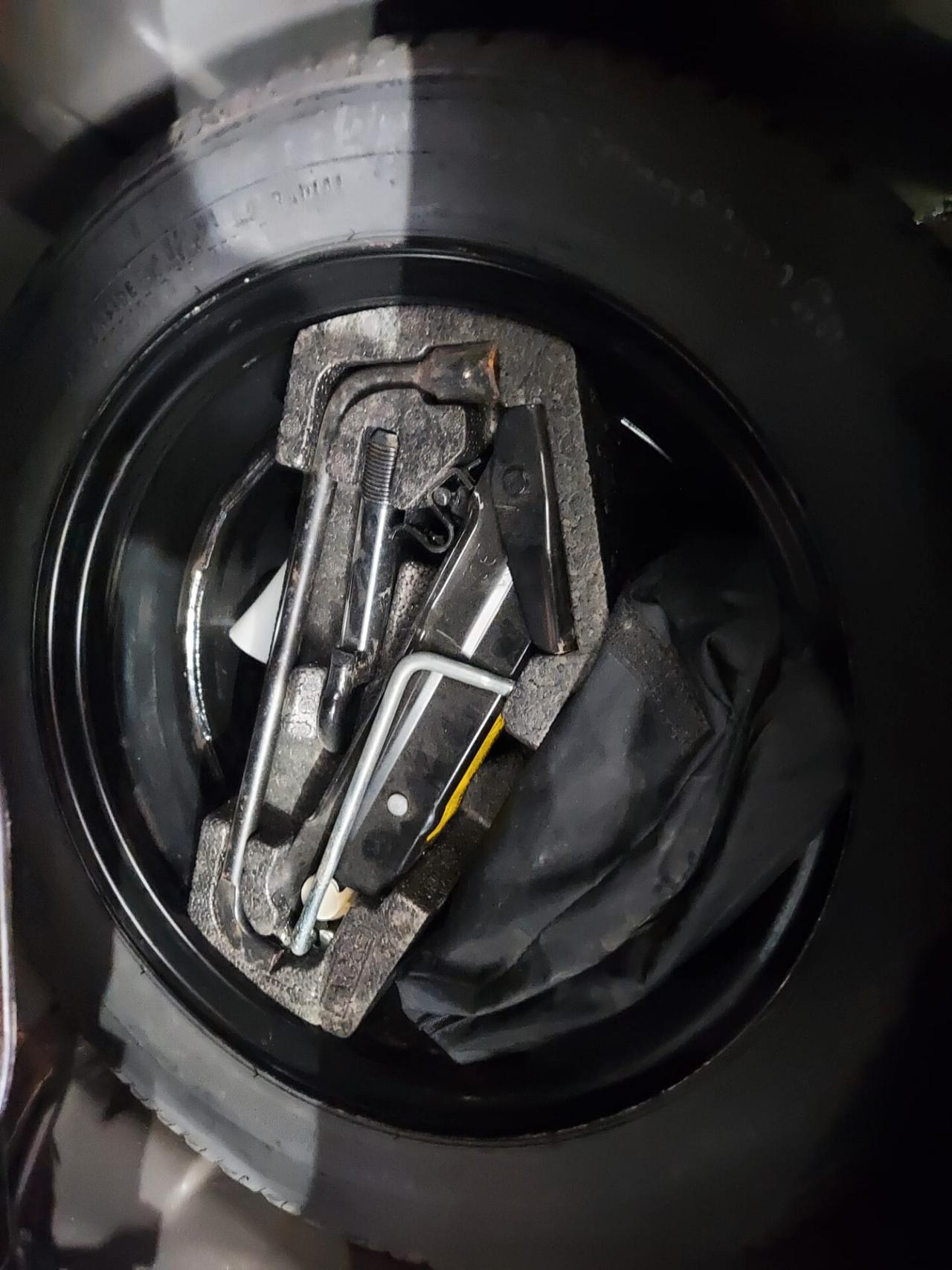 Toyota Aygo 1.0 12V VVT-i 5 porte Cool Soda Connect MMT