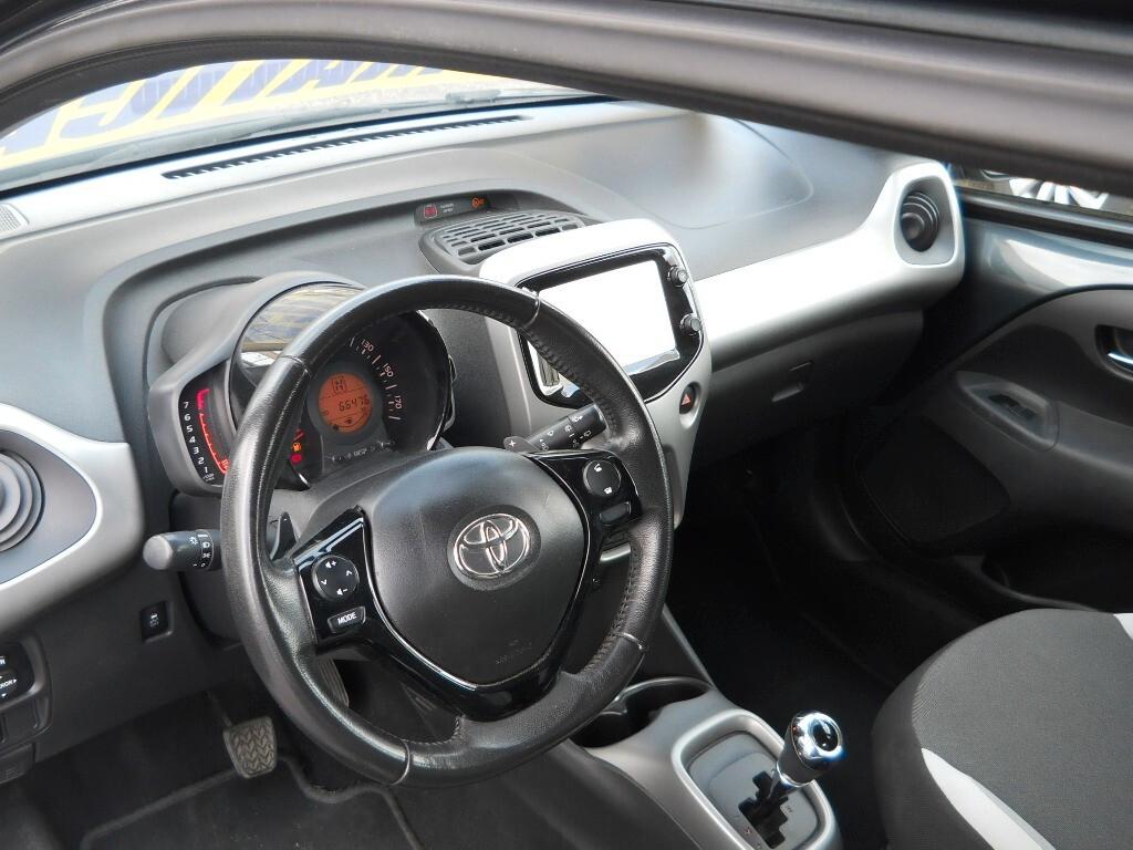 Toyota Aygo 1.0 VVT-i 72 CV 5 porte automatica