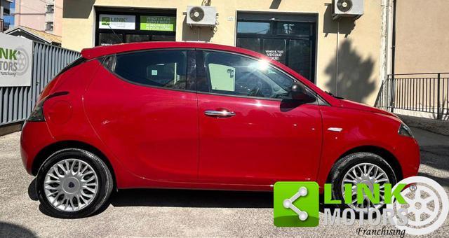 LANCIA Ypsilon 1.2 69 CV 5 porte Platinum