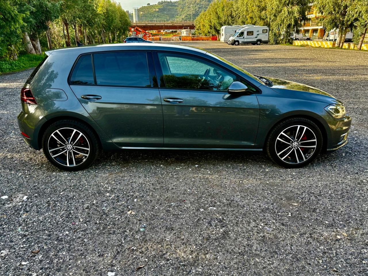 VOLKSWAGEN GOLF 1.6 TDI 115 CV DSG SPORT R LINE