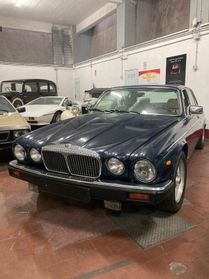 Daimler Double Six