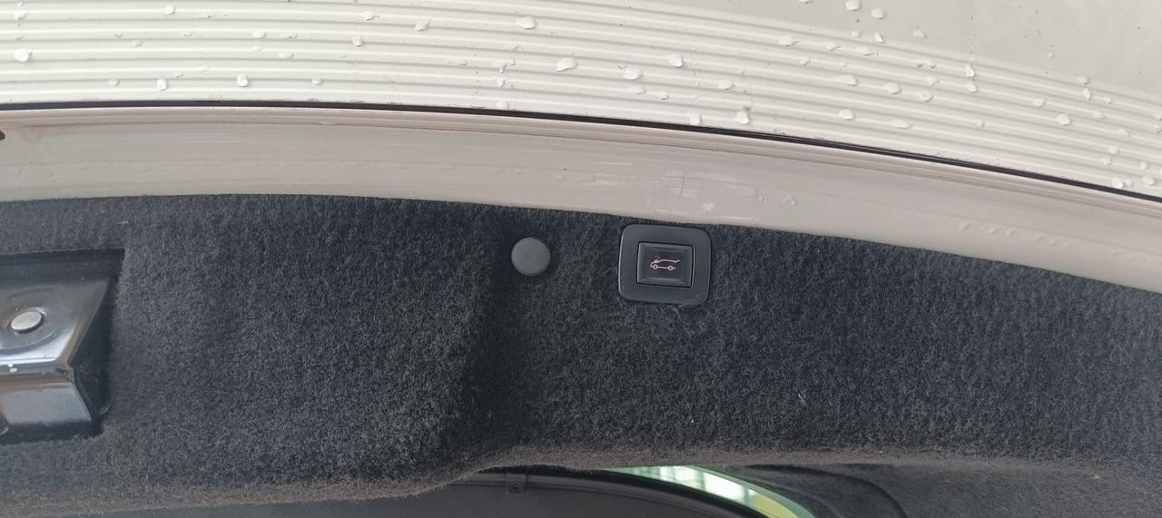 Insignia 2.0 CDTI 4X4 AWD Sports Tourer Cosmo SOLO 150MILA KM!!!!