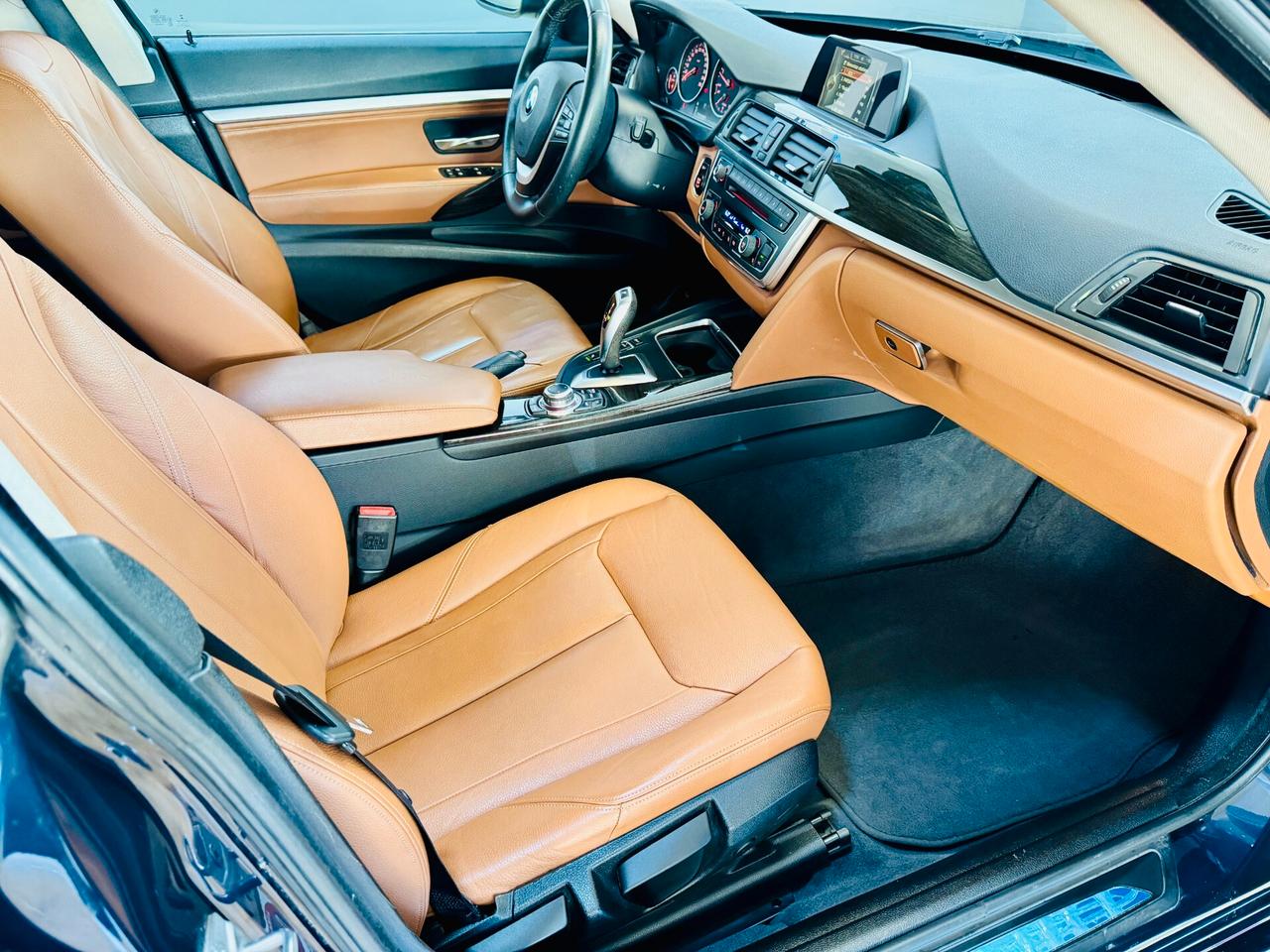 BMW 318d GT Luxury - LED / Navi