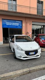 Peugeot 208 1.4 HDi 68 CV 3 porte Allure