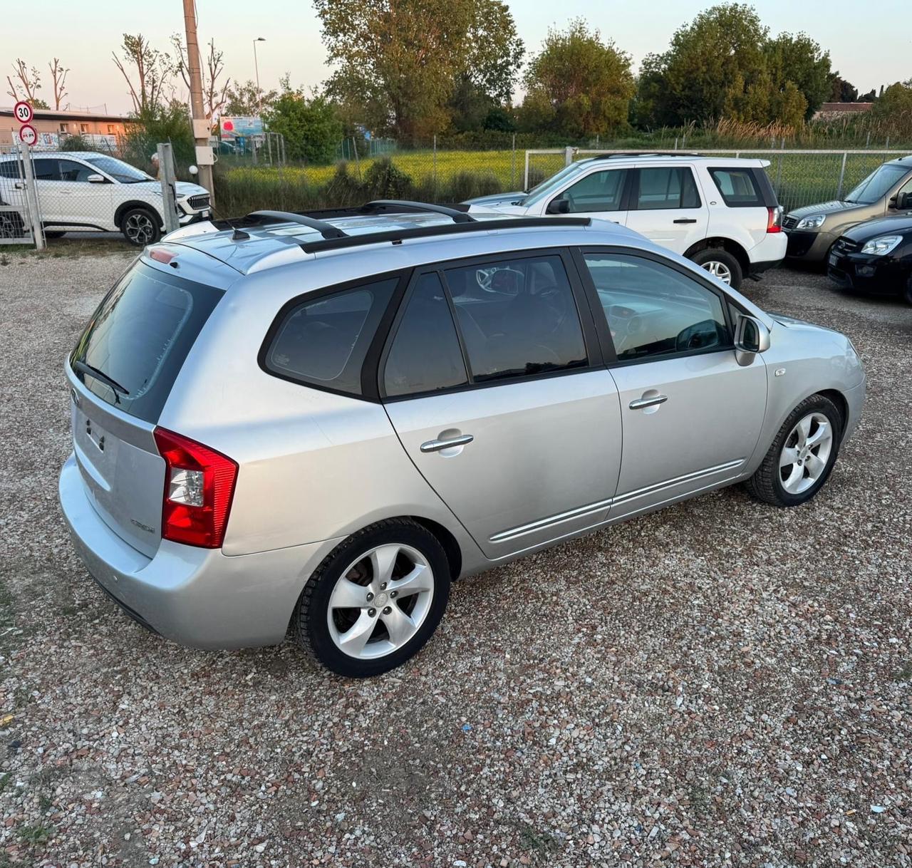 Kia Carens 2.0 16V CRDi VGT EX Class per Export