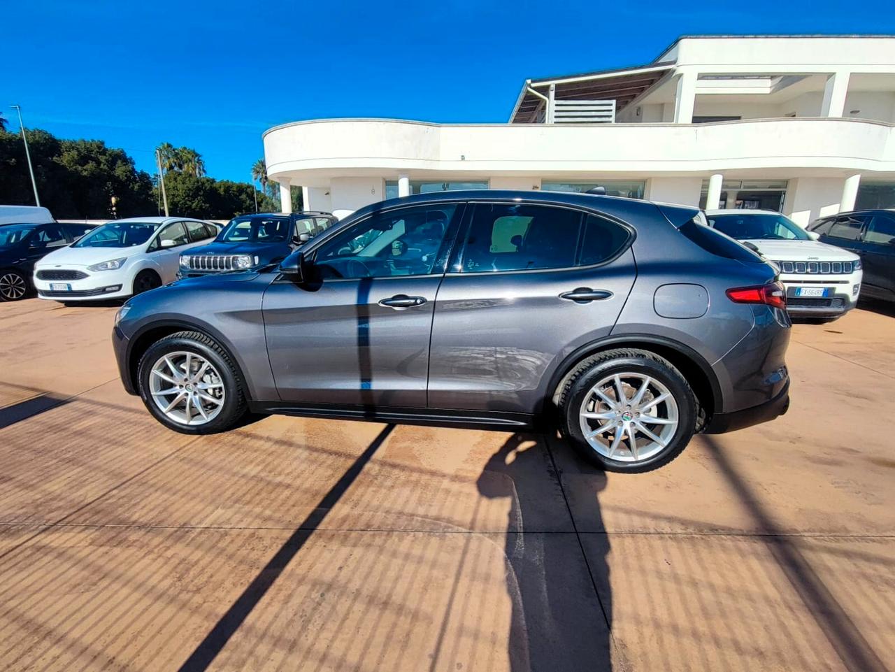 Alfa Romeo Stelvio 2.2 Turbodiesel 190 CV AT8 RWD B-Tech