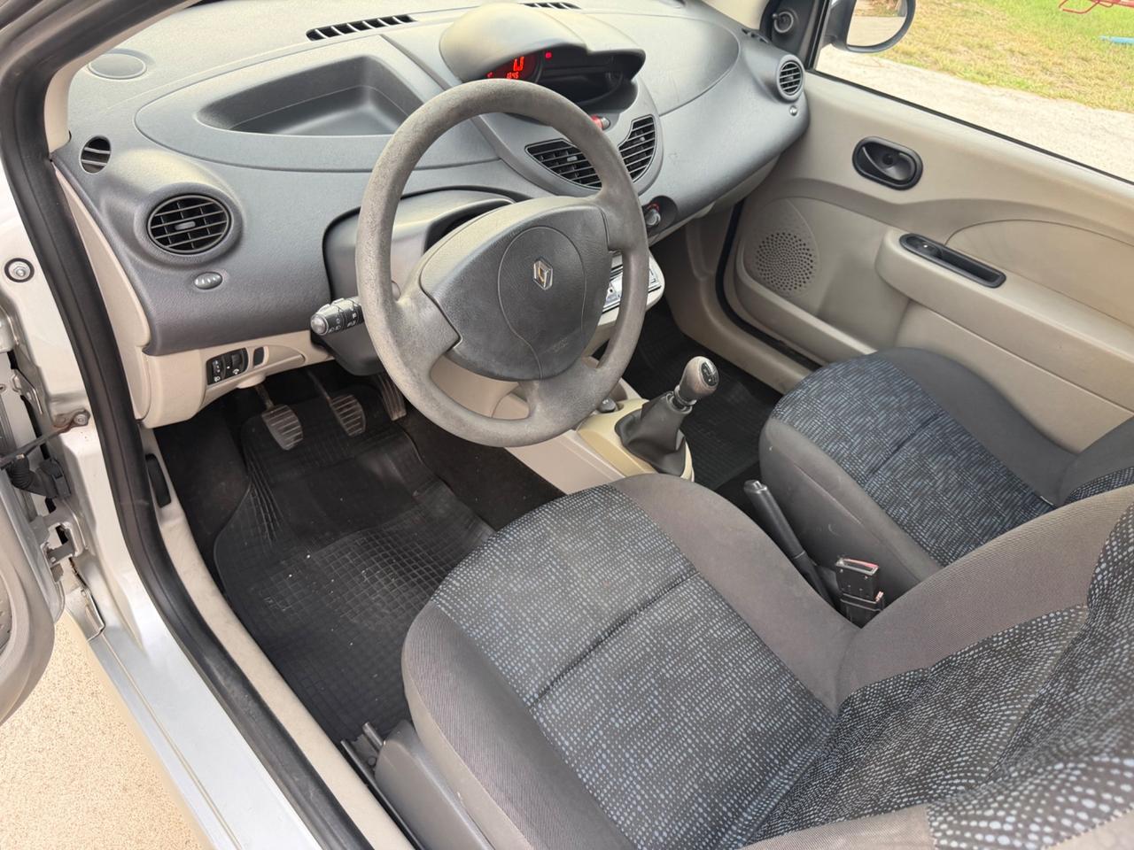 Renault Twingo 1.2 8V Dynamique