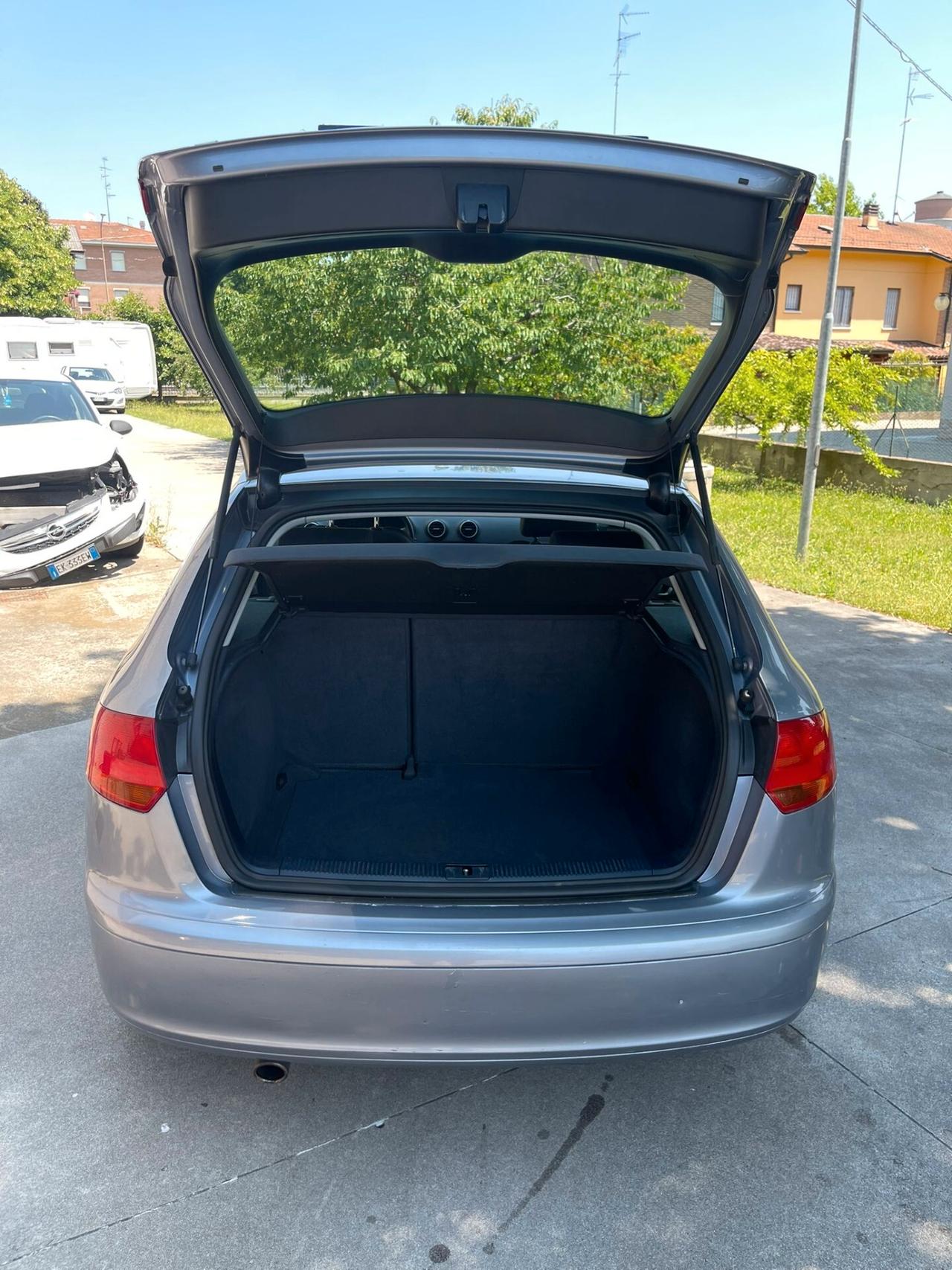 Audi A3 1.6 16V FSI Ambition