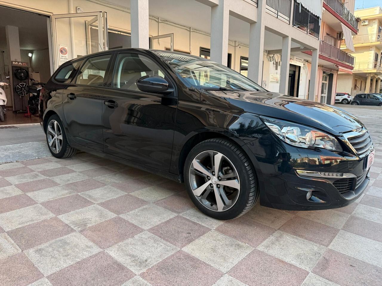 308 BlueHDi 100 S&S Active