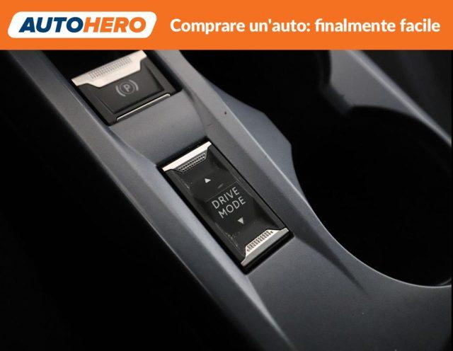 PEUGEOT 2008 BlueHDi 100 S&S Allure