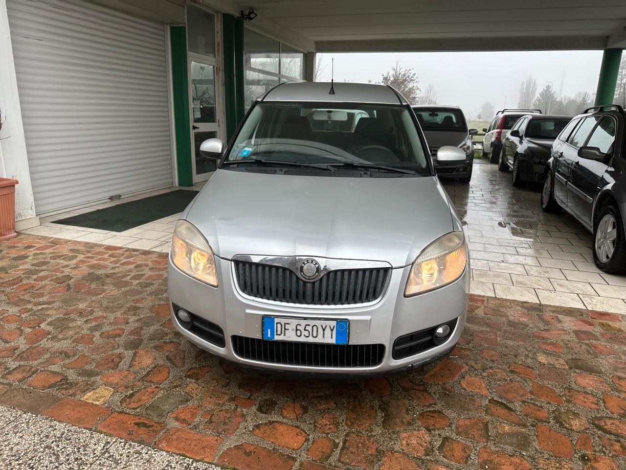 Skoda Roomster 1.4 GPL NEOPATENTATI (12 RATE)