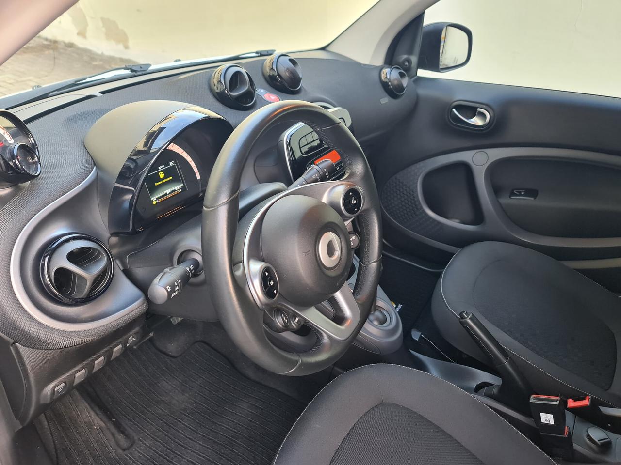 Smart ForTwo aut. 1.0 twinamic Passion - km certif.